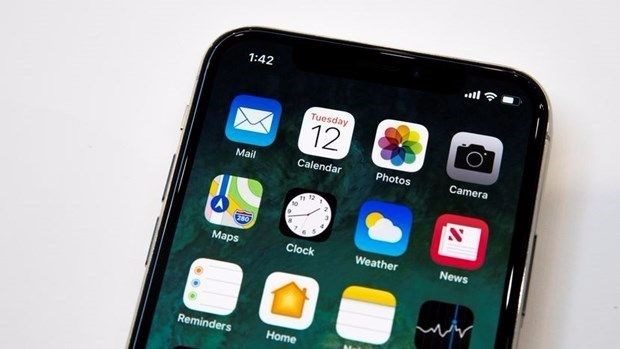 Apple'ın ikinci isminden iPhone X itirafı 5