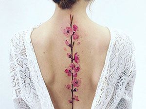 En güzel omurga dövmeleri!