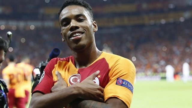 Galatasaray'da sürpriz ayrılık! 2