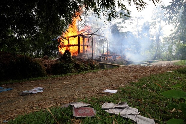 Arakan'da sistematik kundaklamalar uyduyla görüntülendi 11