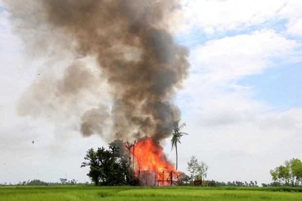 Arakan'da sistematik kundaklamalar uyduyla görüntülendi 4