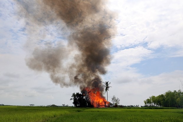 Arakan'da sistematik kundaklamalar uyduyla görüntülendi 5