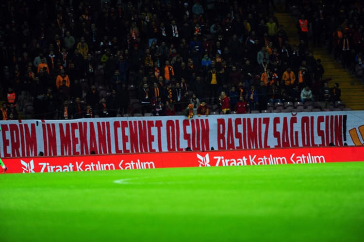 Futbolculardan flaş karar! 7