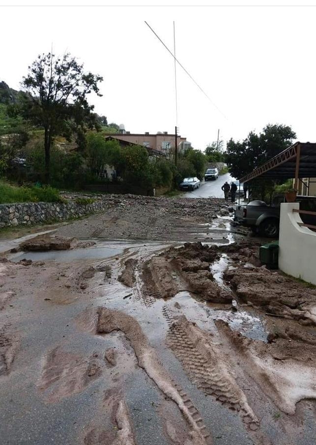 Yine sel, yine aynı manzaralar! 18