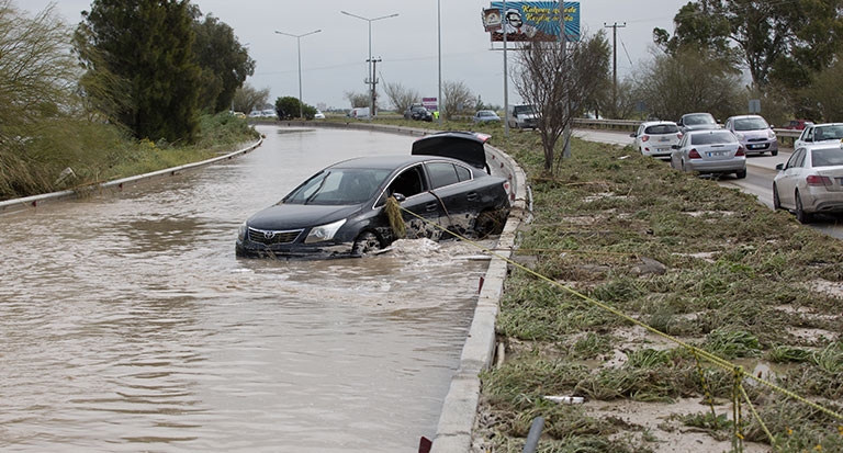Yine sel, yine aynı manzaralar! 20