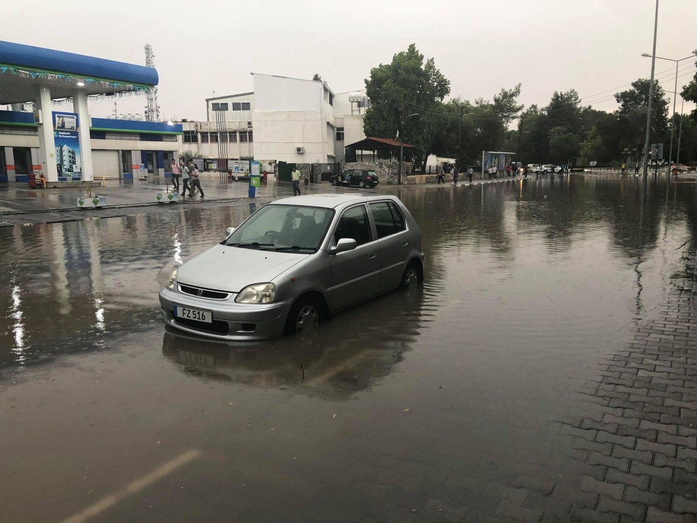 Her yağmur sonrası aynı manzara! 1