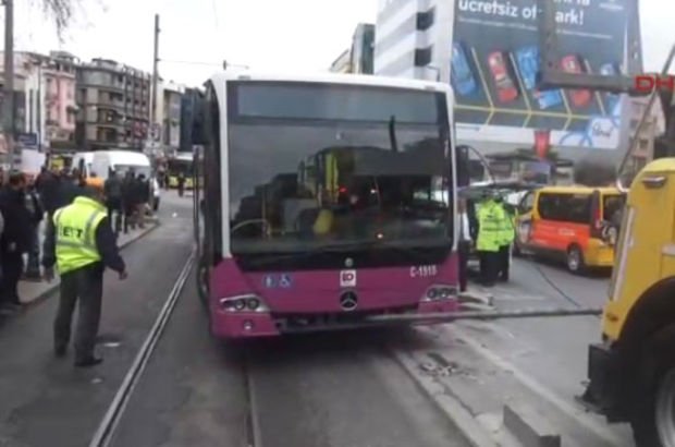 Kadıköy'de otobüs kazası