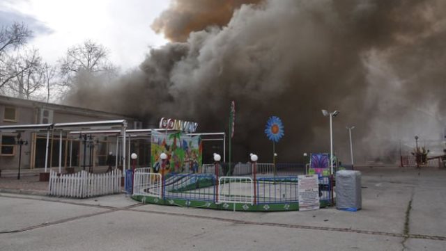 Bursa'da lunapark deposundaki yangında 88 yaşındaki bekçi hayatını kaybetti