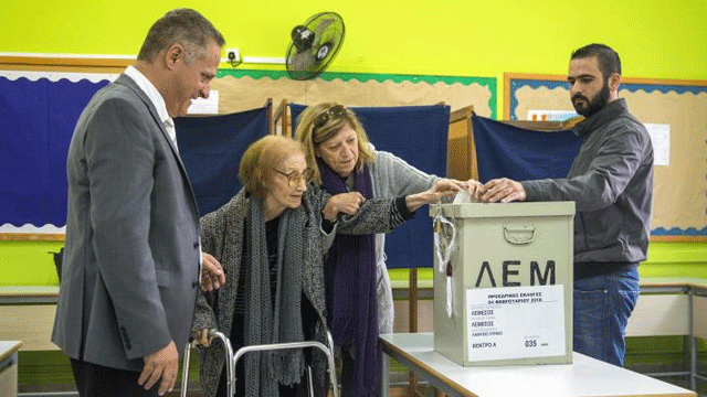 Seçime katılım oranı saat 15.00 itibarıyla yüzde 53