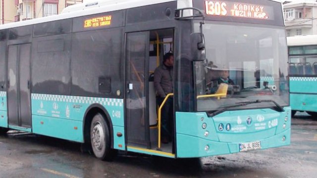 Üsküdar’da yaşanan kaza sonrası gözler yine özel halk otobüsleri üzerine çevrildi