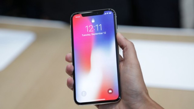 iPhone X'te can sıkıcı hata!