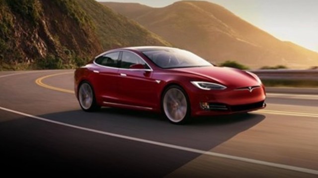 Tesla'dan rekor zarar
