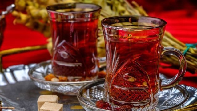 Çay içmek kalbe iyi geliyor!