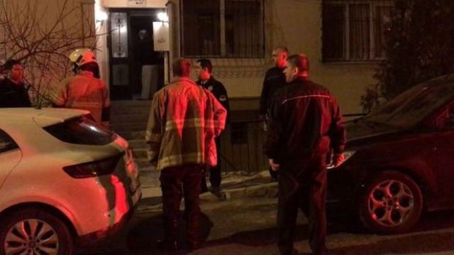 İzmir'de apartmanda patlama