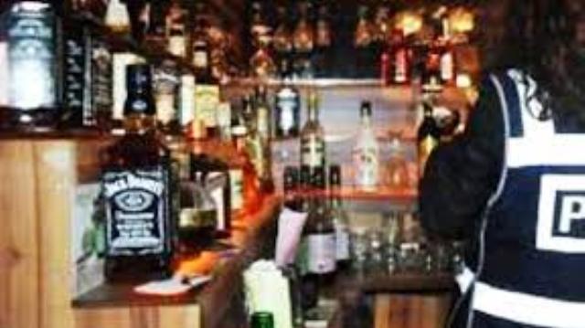 Girne’deki işletlemelerin alkollü içki ruhsatlarını yenilemek için 2 Mart’a kadar başvurması gerek