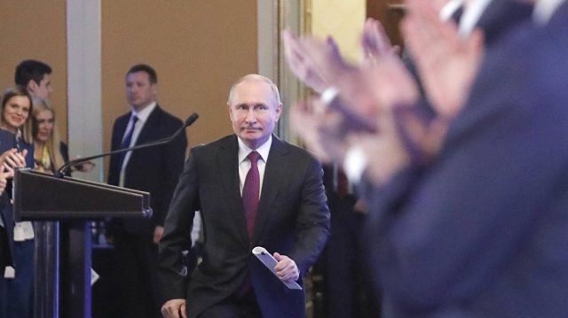Putin: Batı ile ilişkilerimizin normalleşmesini umuyoruz