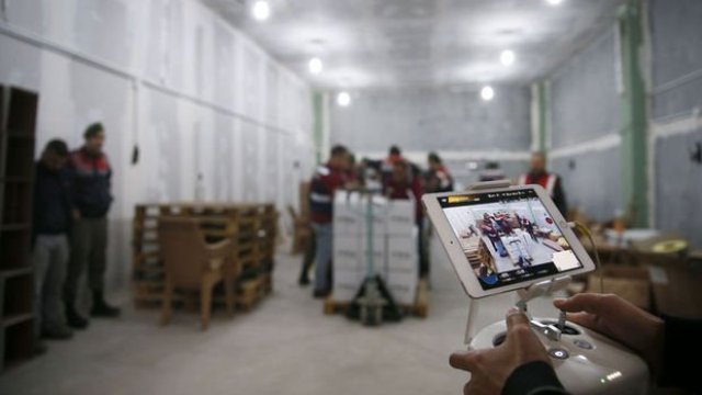 İzmir'de sahte içki operasyonu