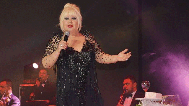 Usta sanatçı Muazzez Abacı trafik kazası geçirdi