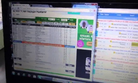 Girne'de internet üzerinden bahis ve kumar oynatanlara suçüstü: 5 tutuklu