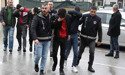 Kimse suçunu kabul etmiyor