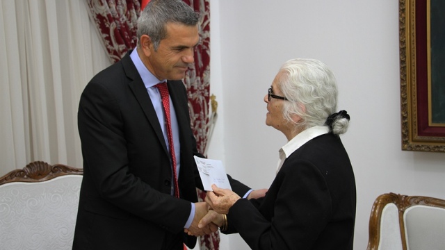 Uluçay, Kanser Hastalarına Yardım Derneği Heyetini kabul etti