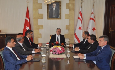 Akıncı: “Doğalgaz potansiyel zenginlikler içeriyor ama aynı zamanda krizlere gebe…”