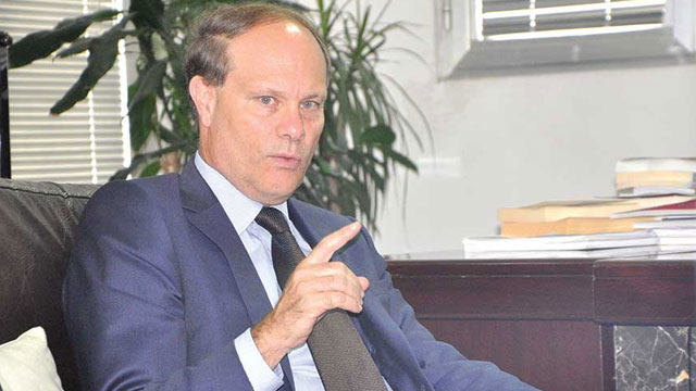 Fransız Büyükelçi Troccaz: “Fransa bölünmeye karşı”