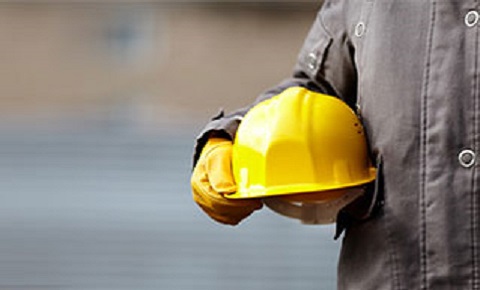 Yenierenköy’de iş kazası: Parmakları kesildi!