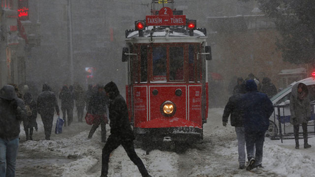 İstanbul'a kar geliyor