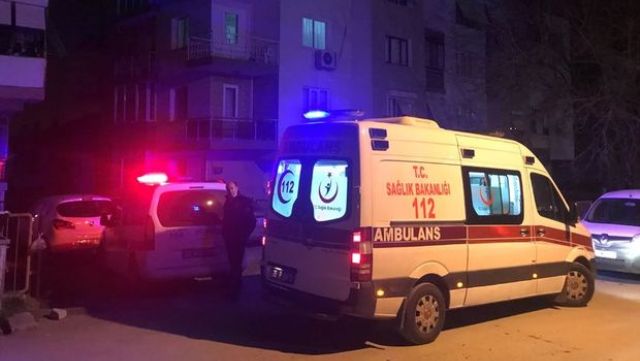 İzmir'de 57 yaşındaki bir adam evinde ölü bulundu