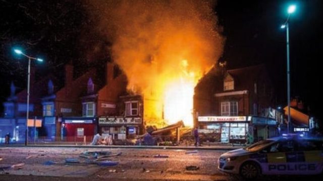 İngiltere'nin Leicester Kentindeki patlamada 4 kişi öldü