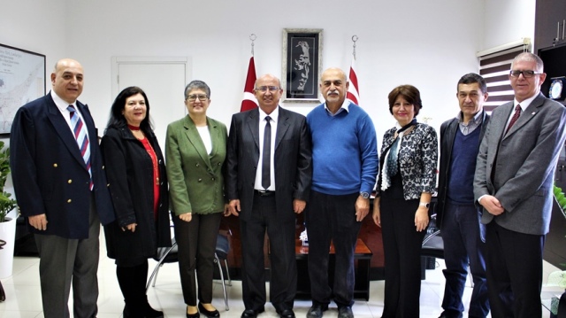 Eğitim Bakanı Özyiğit KTEV Heyetini kabul etti