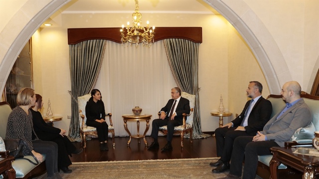 Cumhurbaşkanı Akıncı, Kıbrıs Türk İnsan Hakları Vakfı Yetkililerini kabul etti
