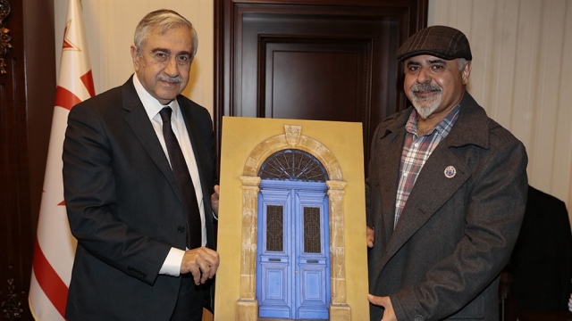 Cumhurbaşkanı Akıncı, Madalyalı Fotoğrafçı Evirgen’i kabul etti