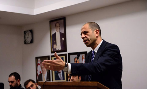 Özersay: “Müzakerelerin kaldığı yer, sürecin çöktüğü yerdir”