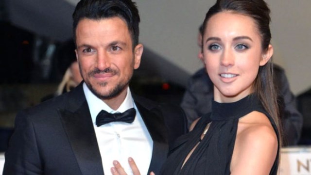 Hackerlar, Ünlü Şarkıcı Peter Andre ile Karısının Uygunsuz Görüntülerini Ele Geçirdi