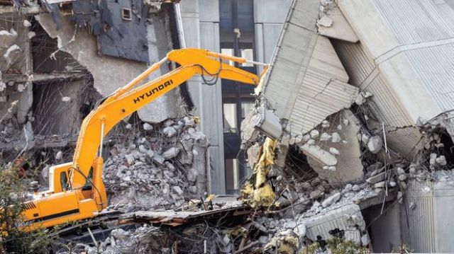 Alkol, Meclis’ten tamamen çıktı, tatlı mönüsü hafifledi