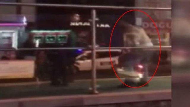 Sultangazi'de tramvay istasyonunda korku dolu anlar