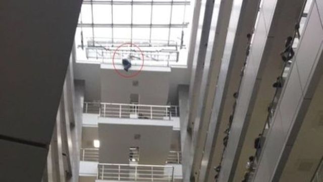 İstanbul Adalet Sarayı'nda intihar girişimi
