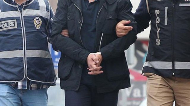 Ankara merkezli 20 ilde FETÖ operasyonu: 92 eski öğretmen gözaltı kararı