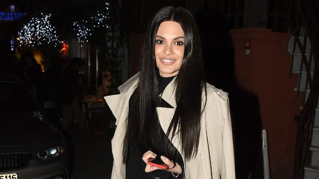 Almeda kocasından ayrı kalacak