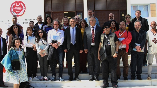 Meclis Başkanı Uluçay, “2. Uluslararası Gazimağusa Sanat Festivali”ne katılan sanatçıları kabul etti