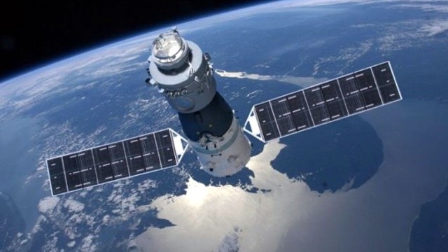 Çin uydusu Pasifik Okyanusu'na düşecek