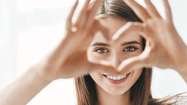 Göz altı çökmelerinden 15 dakikada kurtulun