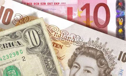 TL eridikçe, vatandaş da eriyor