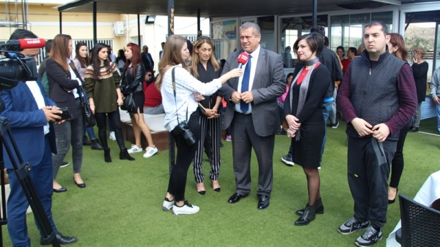 Gazimağusa Belediyesi’nden sanatçılara plaket