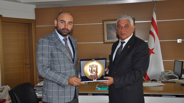 Yunus Emre Enstitüsü Müdürü Şahin, Özçınar’ı ziyaret etti