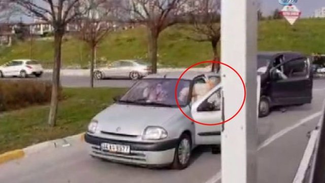 Başakşehir'de sürücülerin bijon anahtarlı kavgası