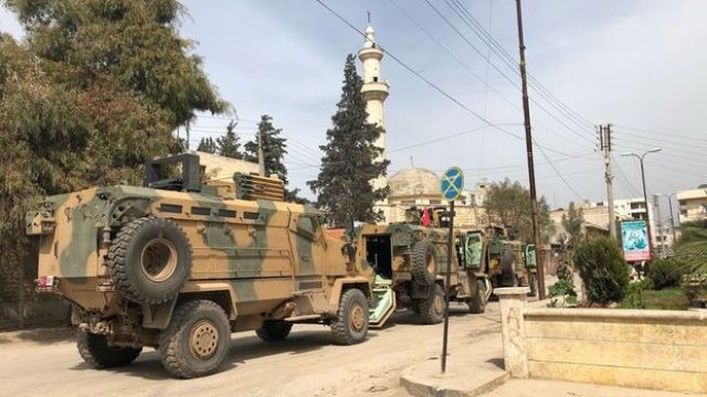 Afrin'de 18 terörist halk tarafından TSK'ya teslim edildi