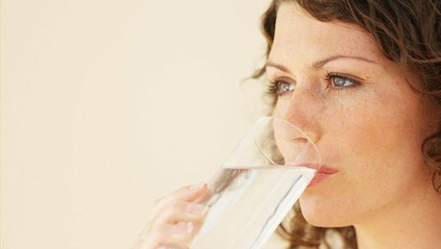 İdrar kaçırma sorunu yaşayanların tüketmemesi gerekiyor!